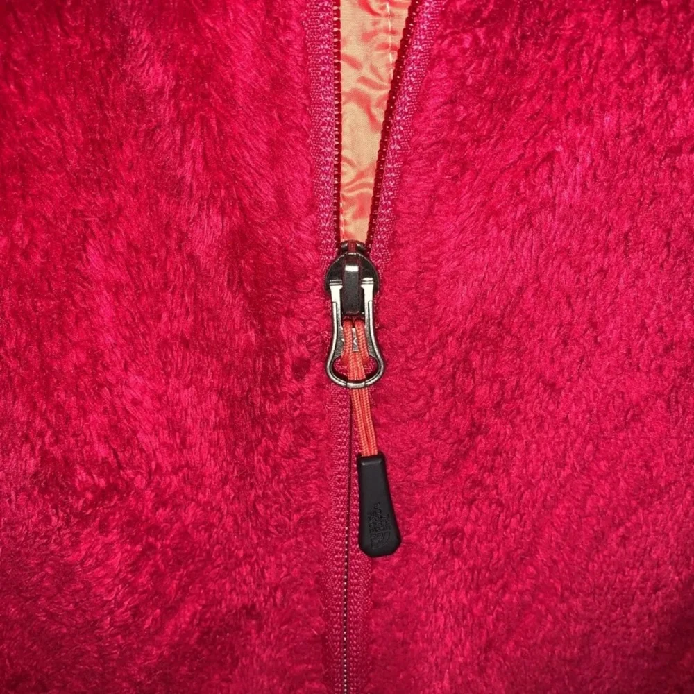 The North Face Red Teddy Jacket - Picture 5 of 6
